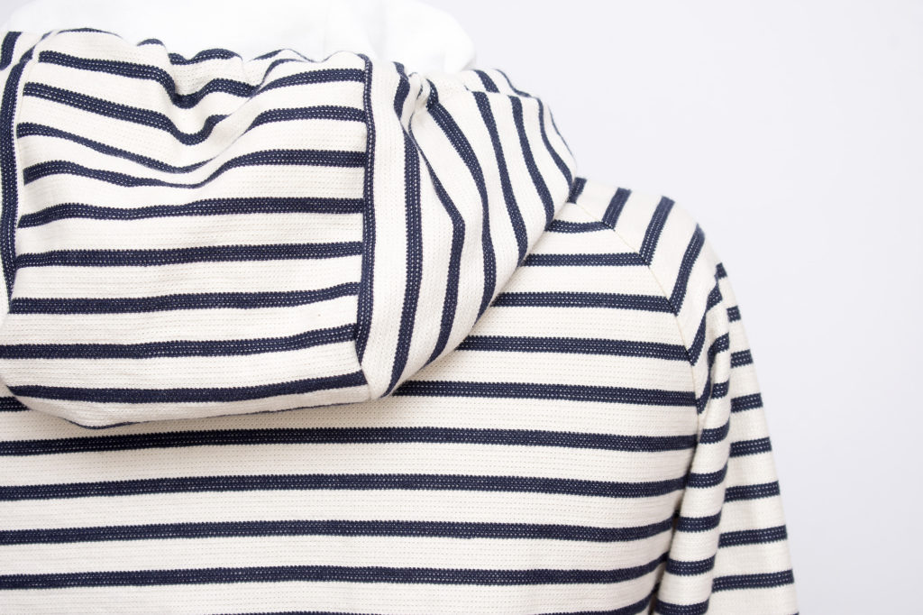 striped-hoodie_014