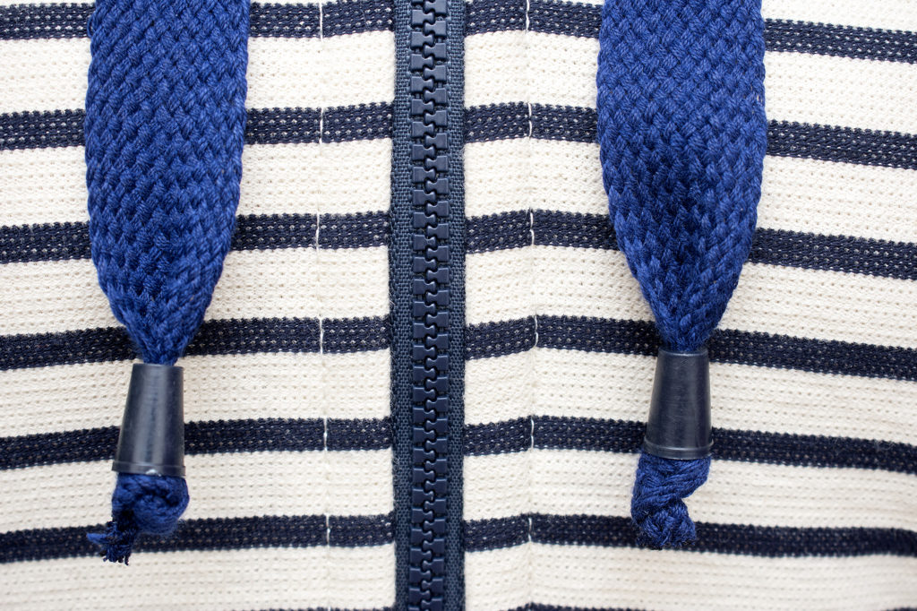 striped-hoodie_017
