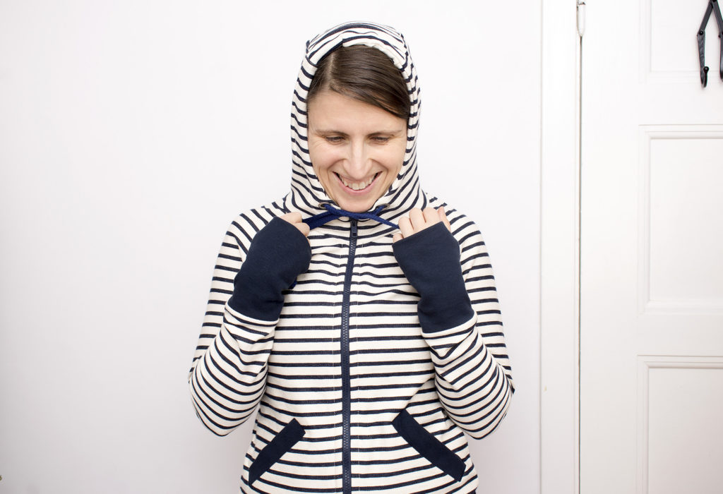 striped-hoodie_021