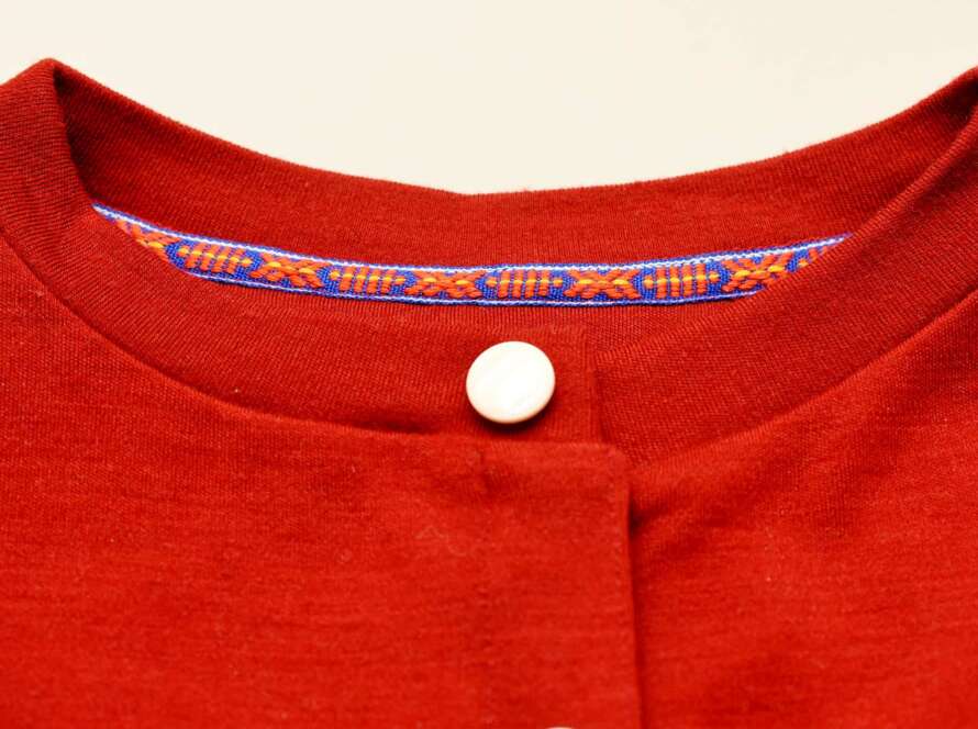 Twill tape neckline tutorial