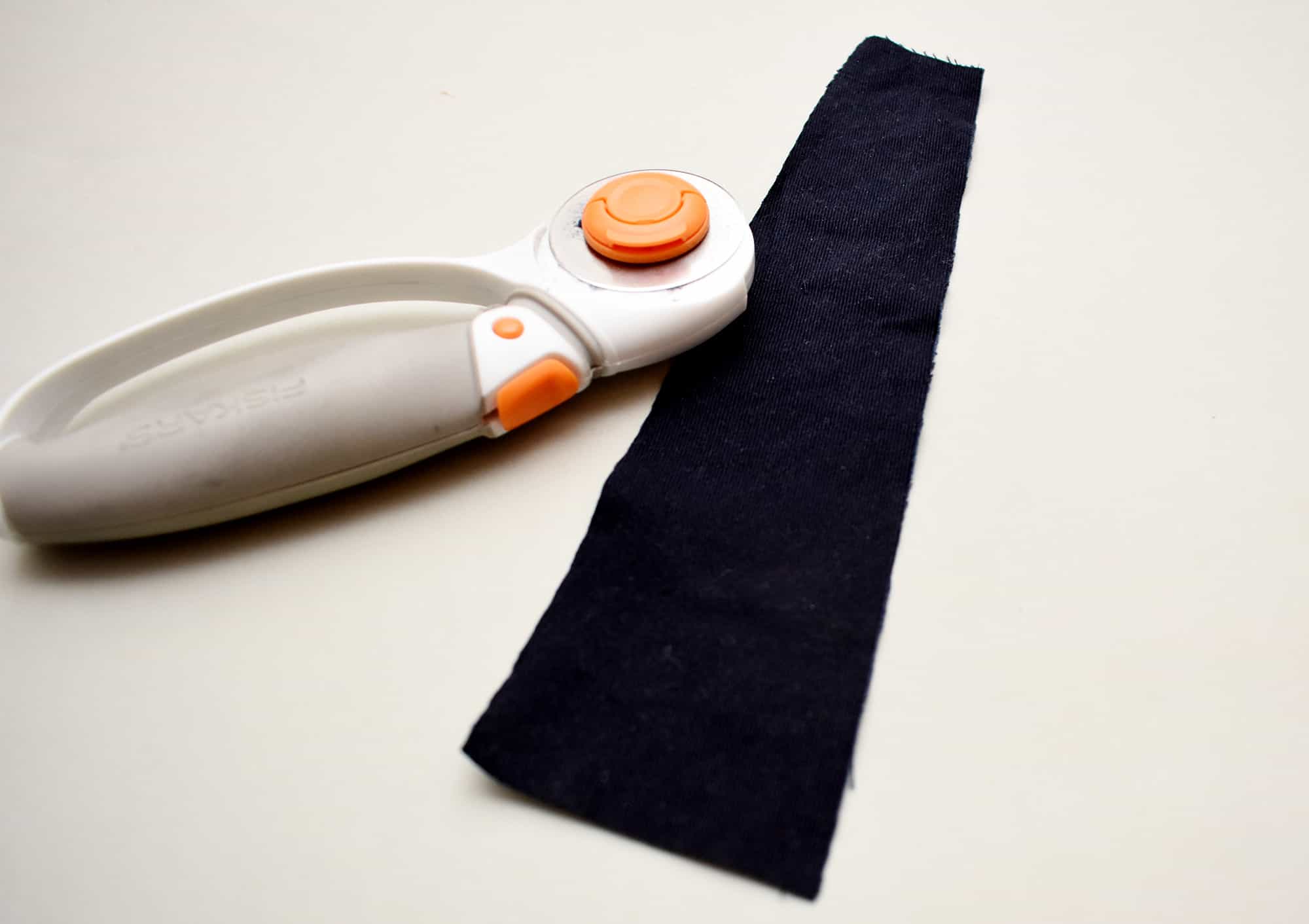 Sewing a faced trouser pocket