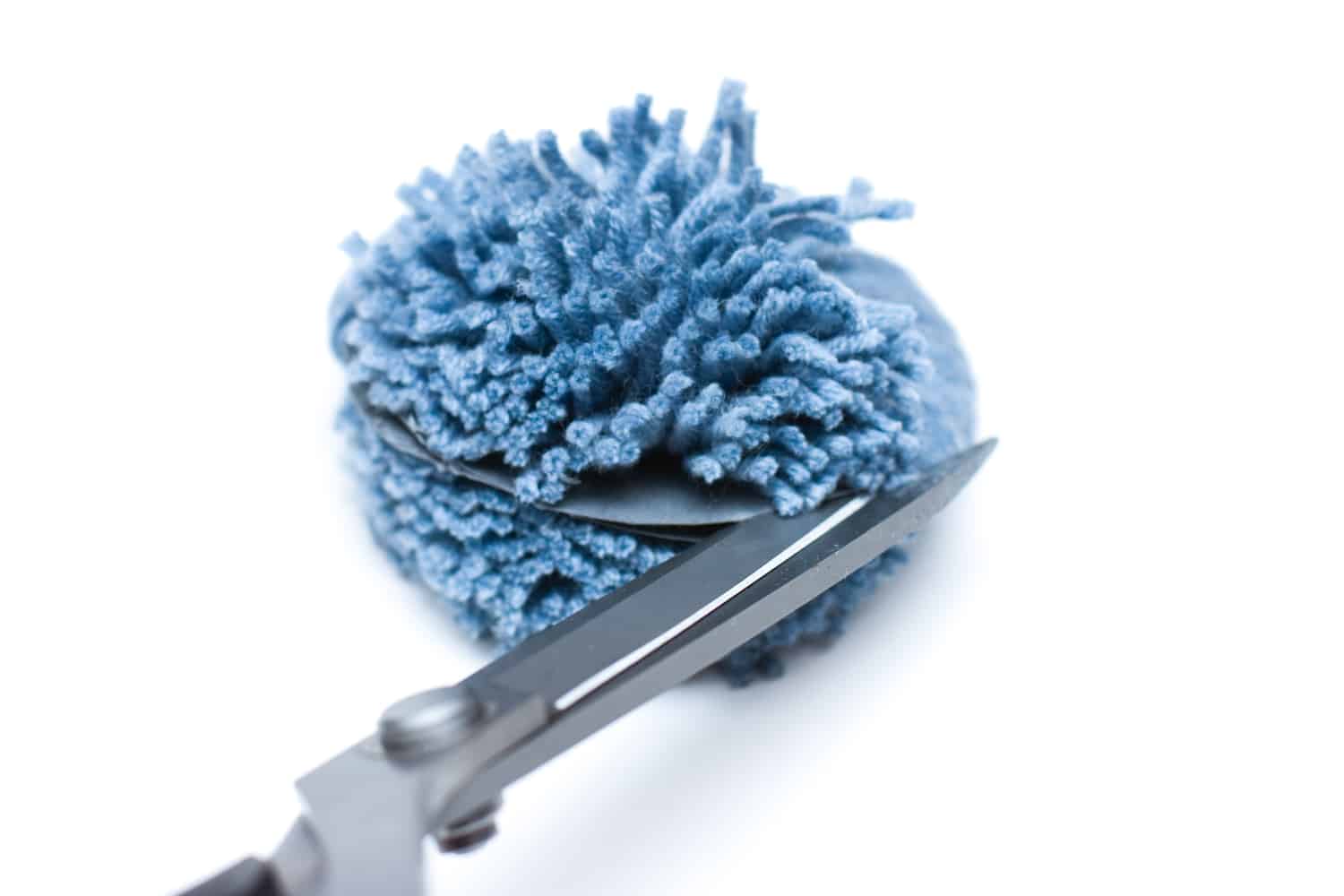 make pompom make pompom