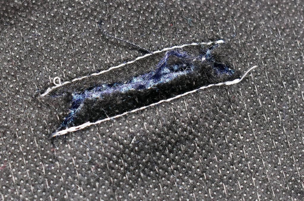 How to sew bound buttonholes the easy way