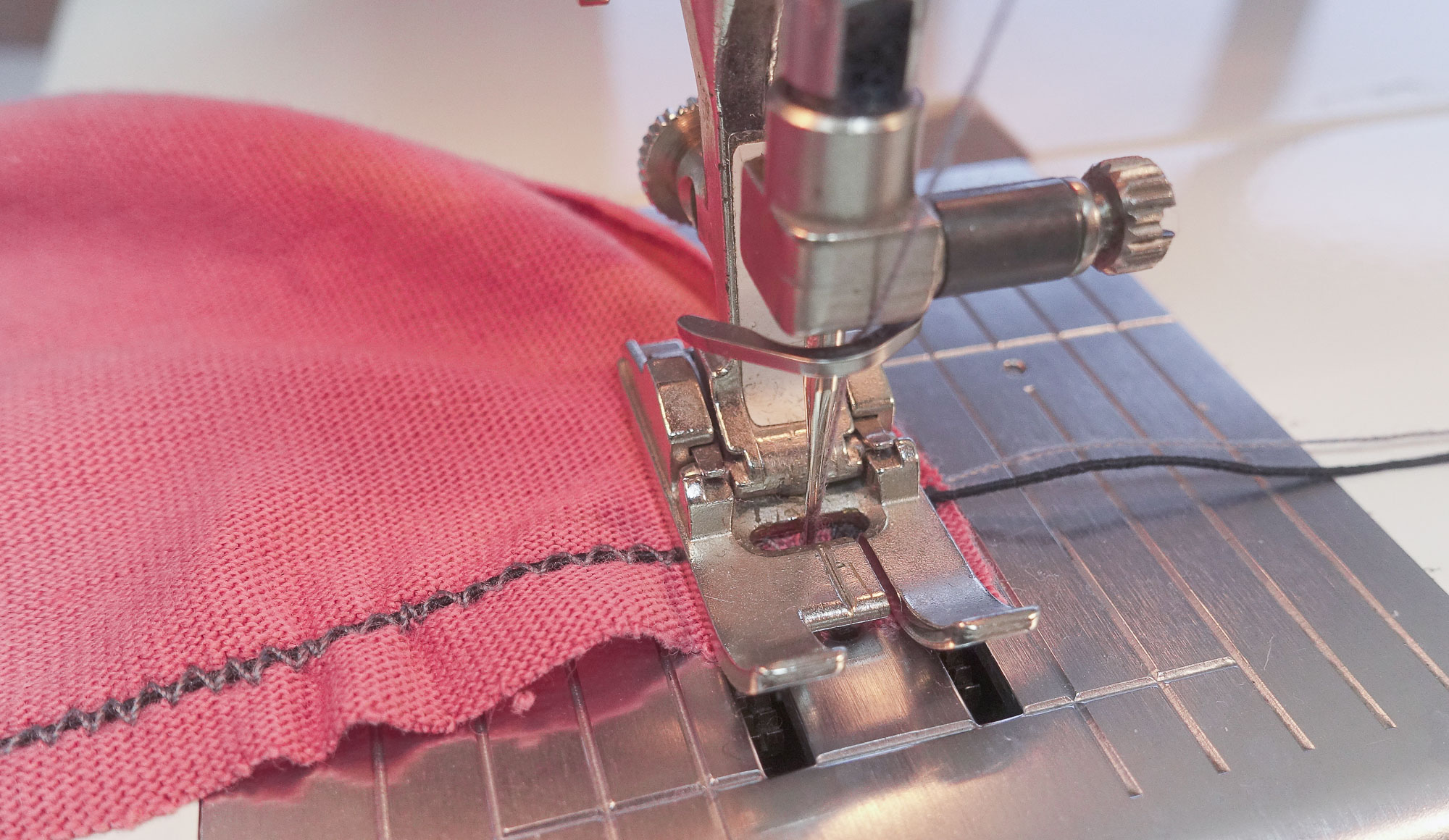 4 Ways To Sew Gathers On Knits The Last Stitch