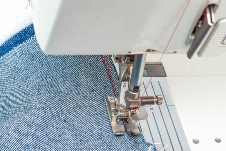 How to Sew an Invisible Blind Hem Stitch The Last Stitch