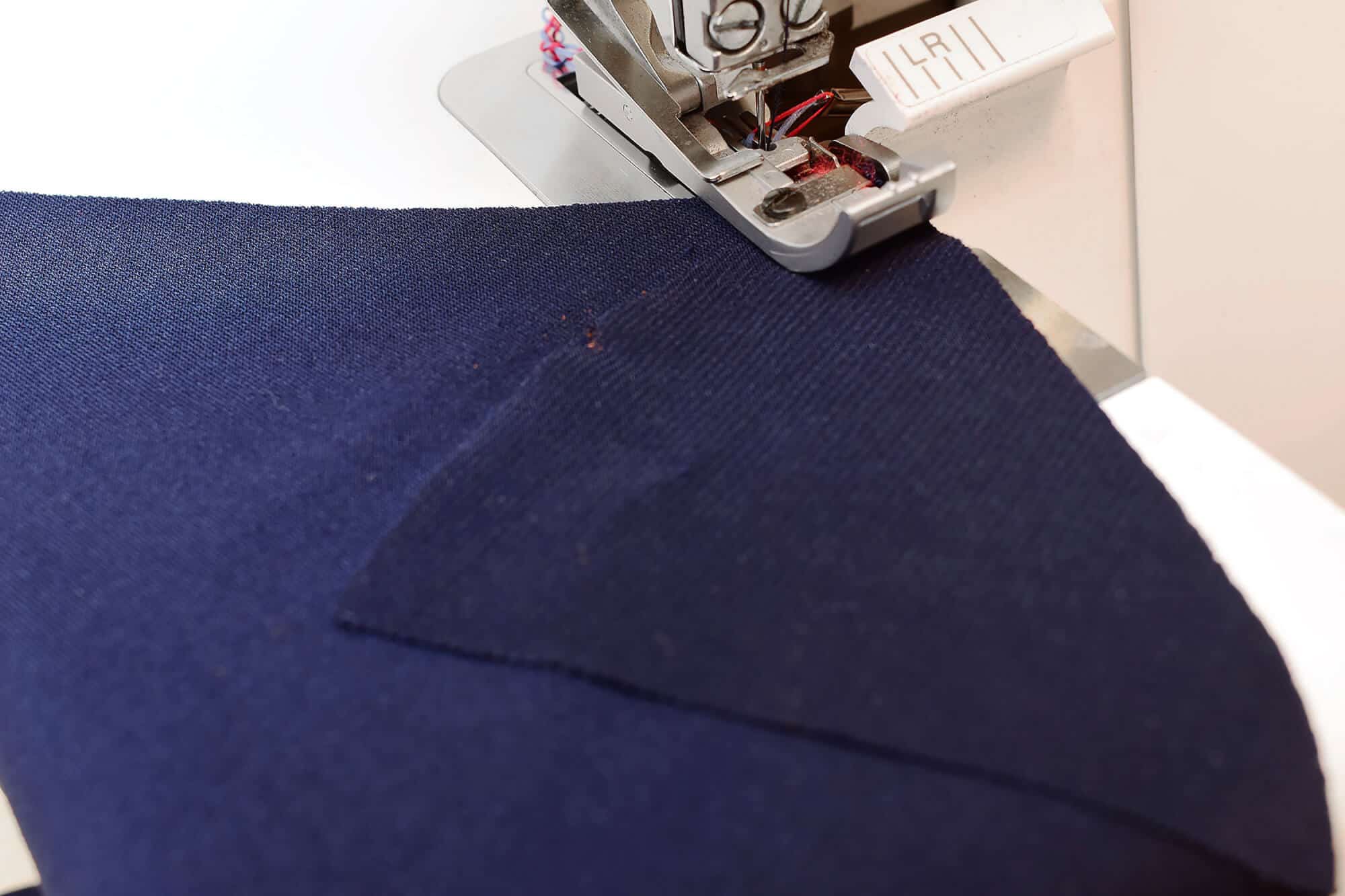 triangle_gusset_07_sew The Last Stitch